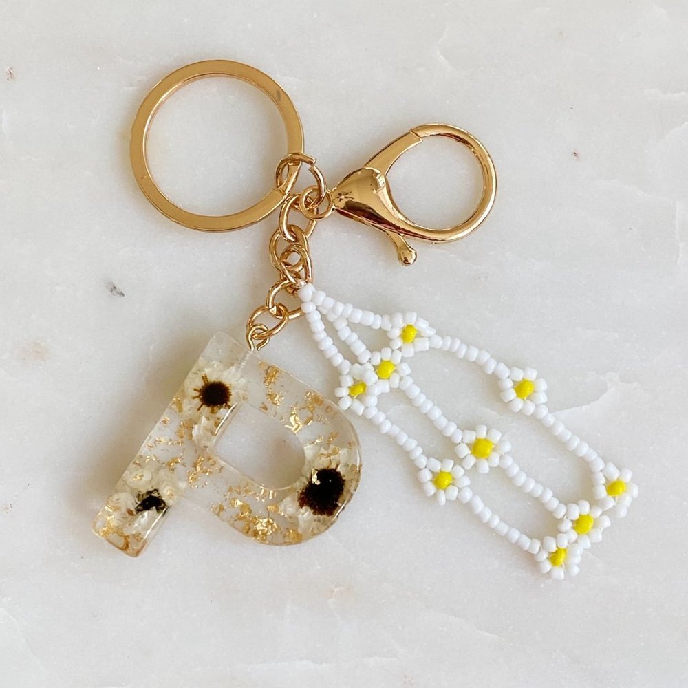 Baby Daisy Initial Key Chain - Picture 16 of 16